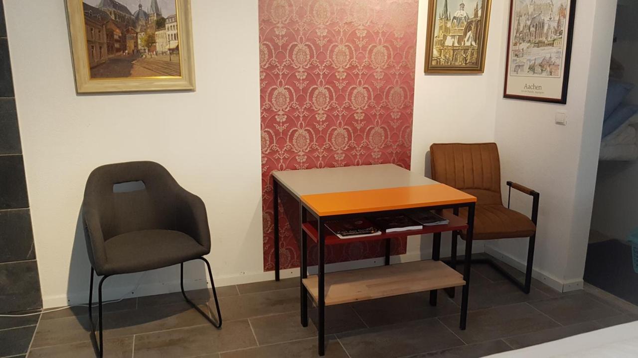 Ferienunterkunft Vulkaneifel - Baltes-Haus Brockscheid Eksteriør billede